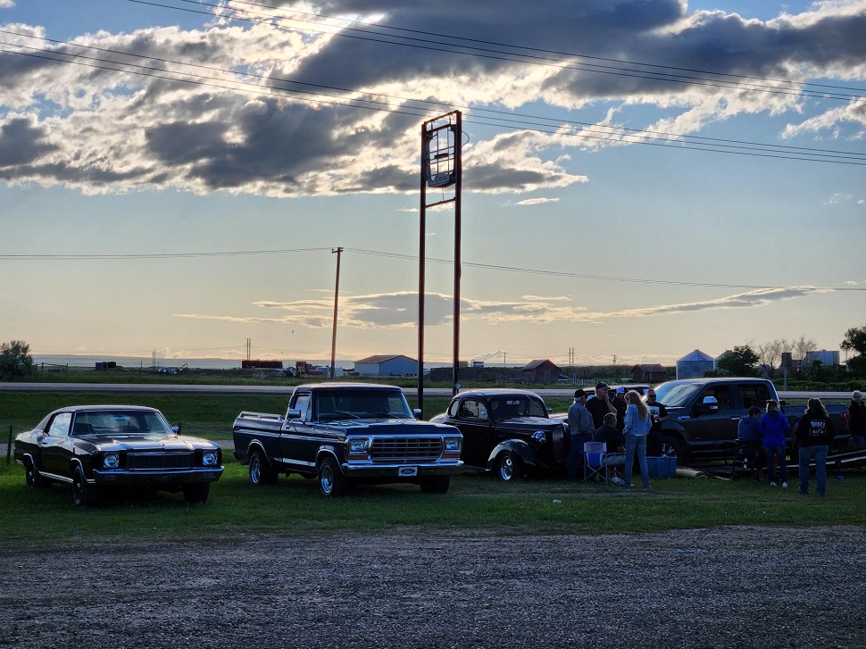 Chrome, cream, and a valve cover racing scene in Shaunavon portals